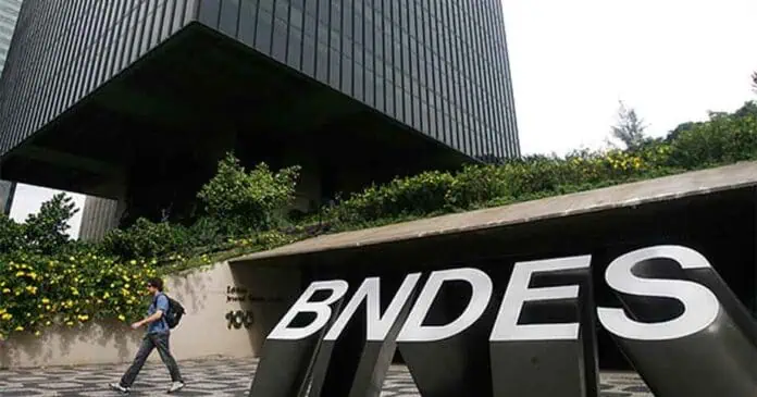 BNDES busca autorização para entrar no crédito imobiliário