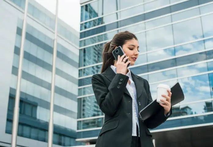 Corretora de imóveis: 6 ideias de looks de trabalho