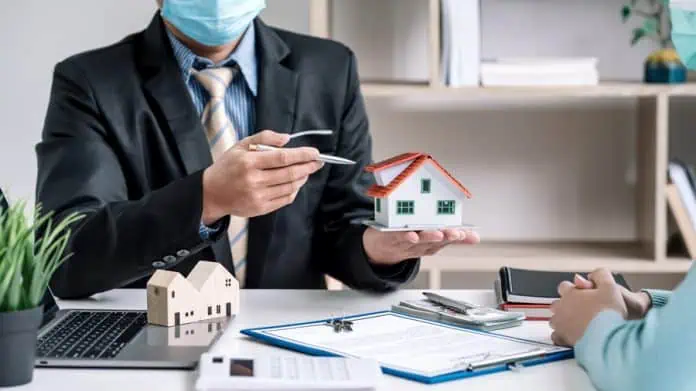 Como fazer boas negociações no mercado imobiliário