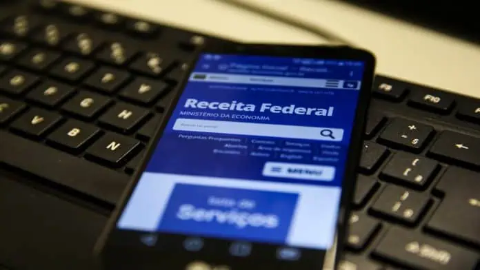 Como declarar renda de R$ 5.000 mil para o cliente autônomo sem pagar imposto