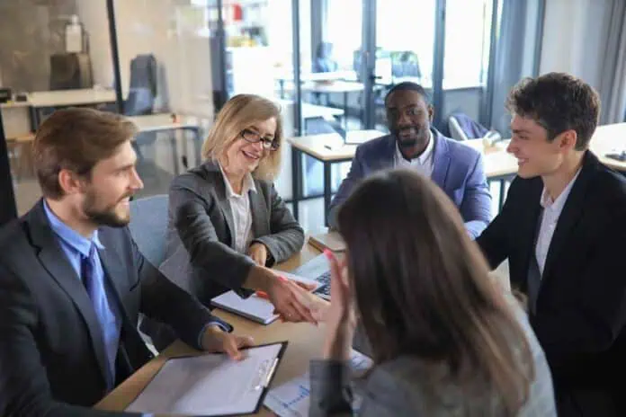 Capacitando seus Corretores de Imóveis para o Sucesso no Mercado Imobiliário