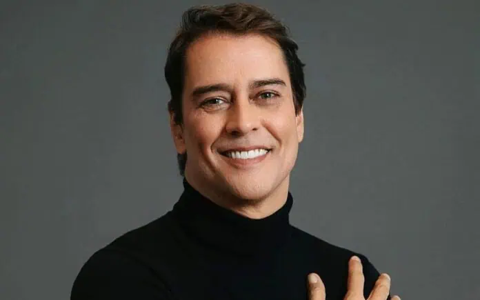 Marcello Antony anuncia nova carreira como corretor de imóveis
