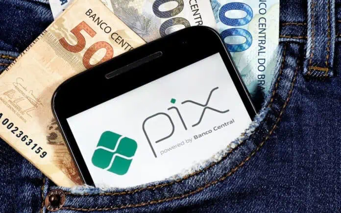 Governo revoga norma sobre fiscalização do Pix: cuidados essenciais para corretores de imóveis evitarem problemas fiscais